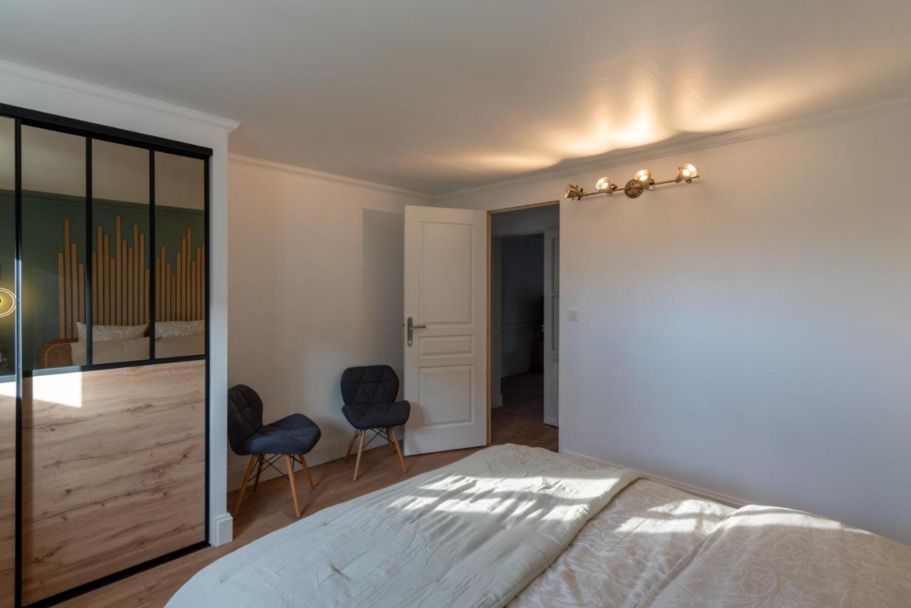 Au 9Eme Art Apartment Ла Рошфуко Екстериор снимка